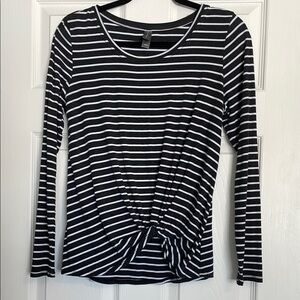 🇨🇦Denver Hayes Striped Women's Top